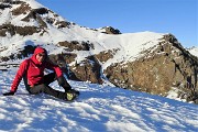 73 Dai dossi dei Piani dell'Avaro bella vista sul Collino (1862 m) appena salito